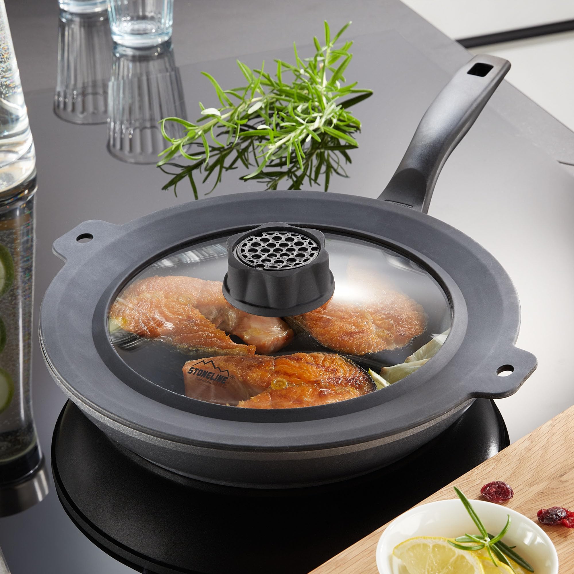 stoneline-aluguss-pfannenset-3-teilig-24-28-cm-mit-universaldeckel-smell-well image 5